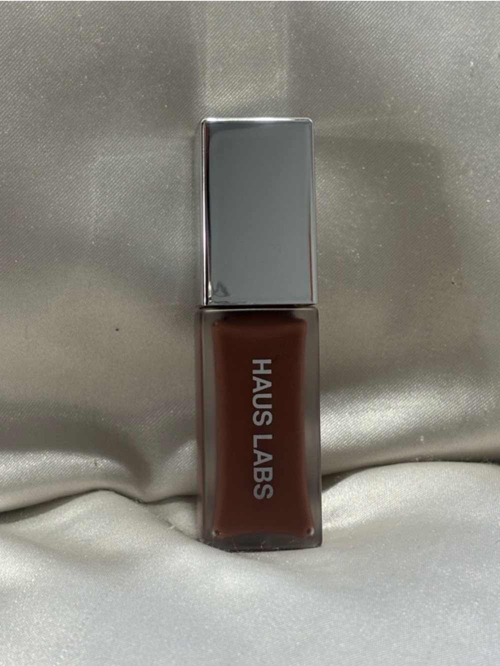 Haus Labs Hybrid Lip Glaze- Praline